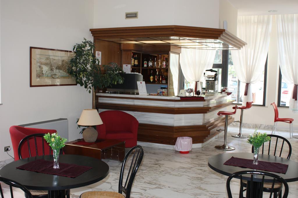 Hotel Mediterraneo Chianciano Terme Eksteriør billede