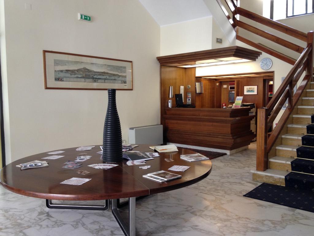 Hotel Mediterraneo Chianciano Terme Eksteriør billede