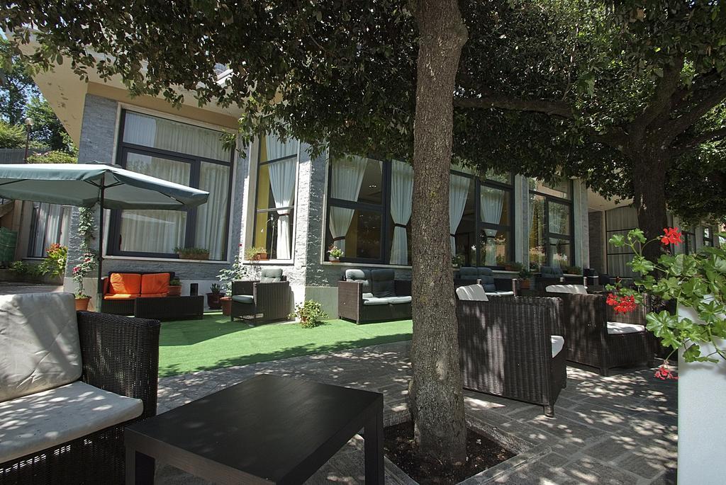 Hotel Mediterraneo Chianciano Terme Eksteriør billede