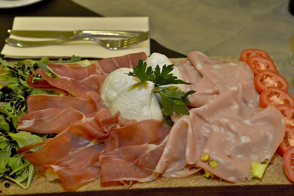 Hotel Mediterraneo Chianciano Terme Eksteriør billede